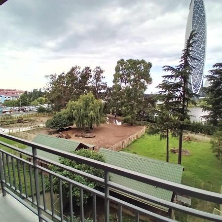 Central Park Apartment Батумі Екстер'єр фото