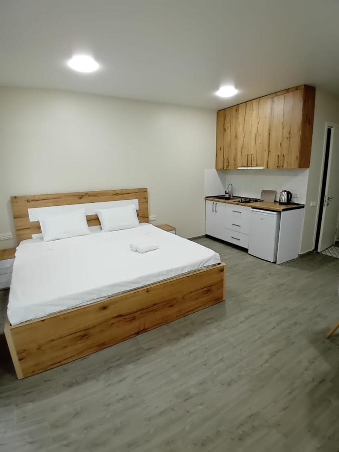 Central Park Apartment Батумі Екстер'єр фото