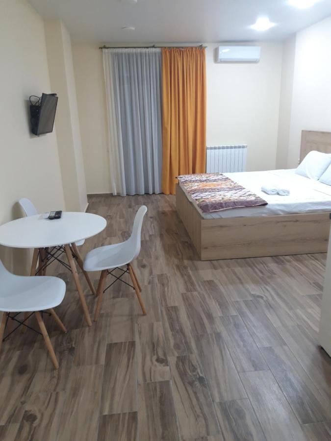 Central Park Apartment Батумі Екстер'єр фото